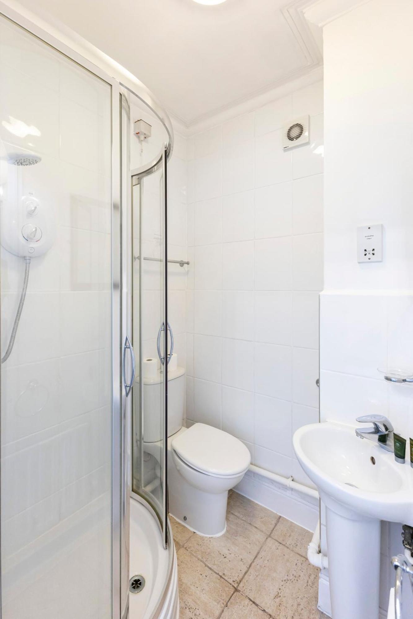 Oyo Blenheim House Hotell Etwall Exteriör bild