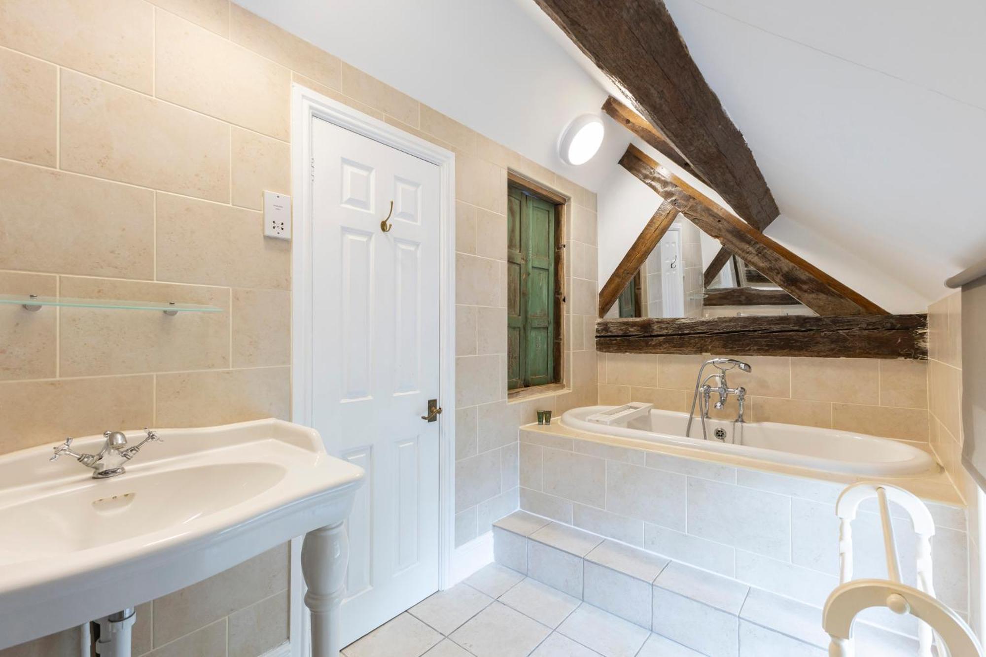 Oyo Blenheim House Hotell Etwall Exteriör bild